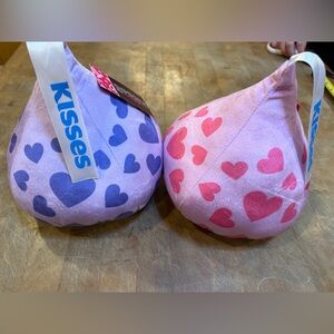 Hershey’s Kiss Stuffed Plush Toy with hearts Purple and Pink 7” KISS Pillow